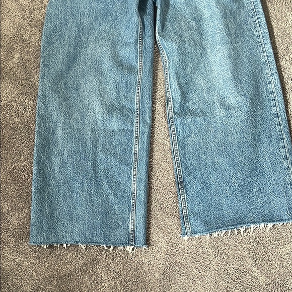 Abercrombie and Fitch Wide Leg High Rise - Picture 3 of 6